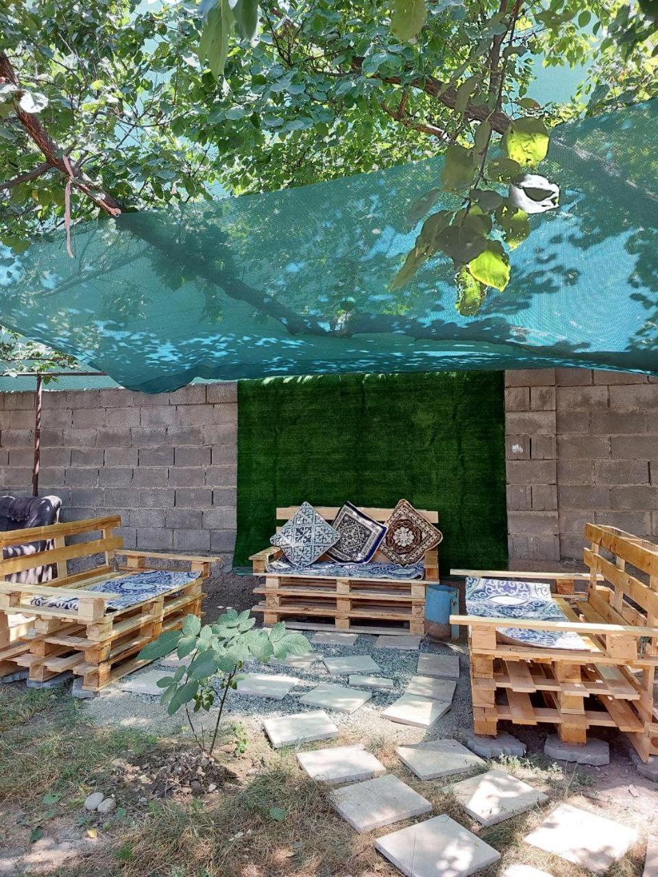 Abs Guest House Osh Exterior photo