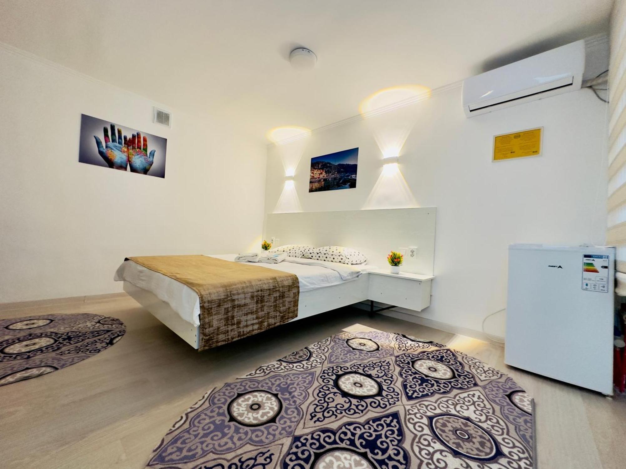 Abs Guest House Osh Exterior photo
